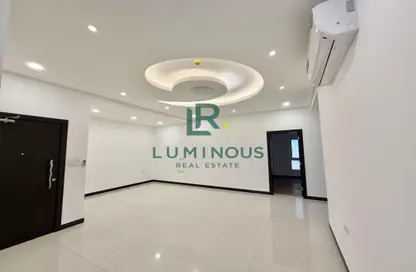 Apartment - 3 Bedrooms - 2 Bathrooms for rent in Sanad - Central Governorate