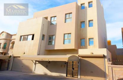 عمارة بالكامل - استوديو - 8 حمامات للبيع في الحد - المحرق