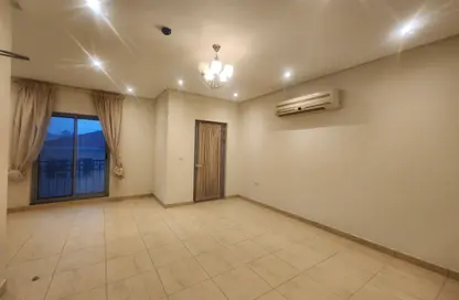 Apartment - 2 Bedrooms - 2 Bathrooms for rent in Saar - Northern Governorate