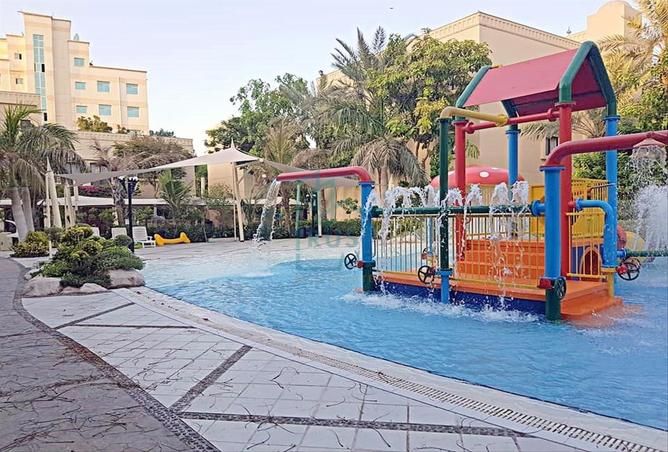 970552 - Property Image 2