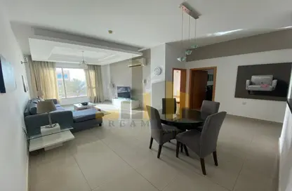 Living / Dining Room image for: Apartment - 2 Bedrooms - 2 Bathrooms for rent in Amwaj Avenue - Amwaj Islands - Muharraq Governorate, Image 1