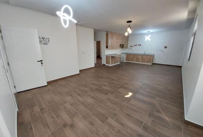 992265 - Property Main Image