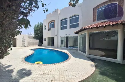 Villa - 4 Bedrooms - 5 Bathrooms for rent in Janabiya - Northern Governorate