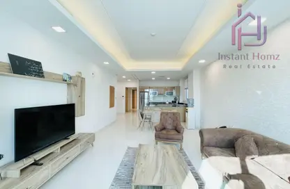Apartment - 2 Bedrooms - 3 Bathrooms for sale in Al Juffair - Capital Governorate