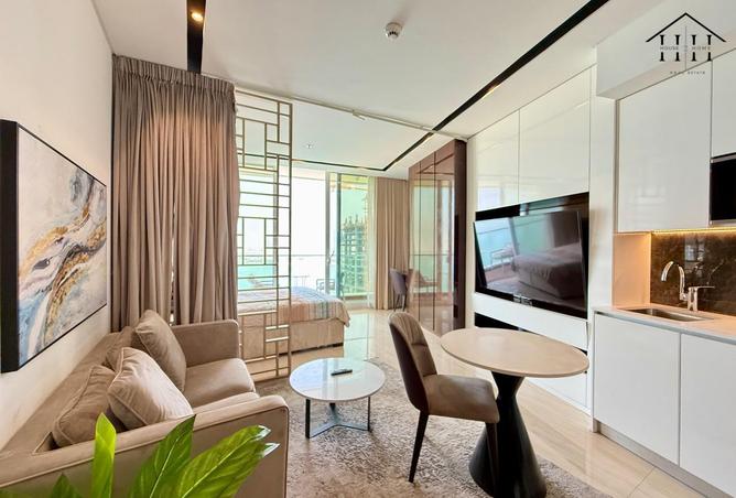 960443 - Property Image 2