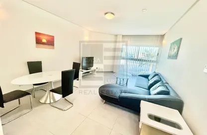 شقة - غرفة نوم - 1 حمام للايجار في شارع أمواج - أمواج - المحرق