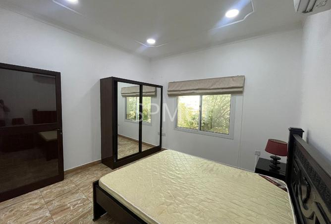 975296 - Property Image 3