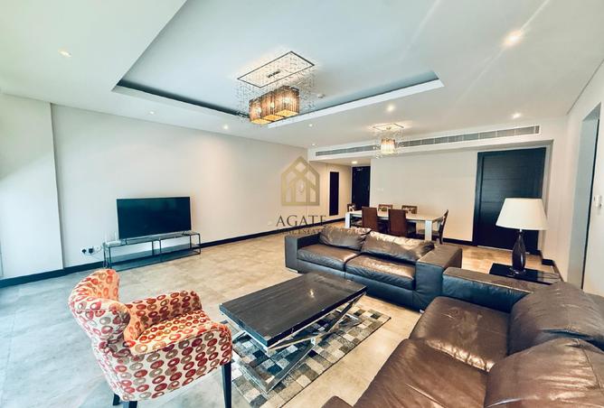 976148 - Property Image 2