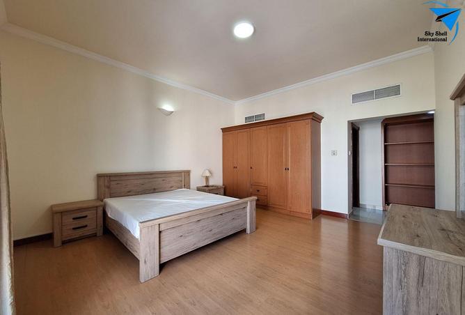 958231 - Property Image 3