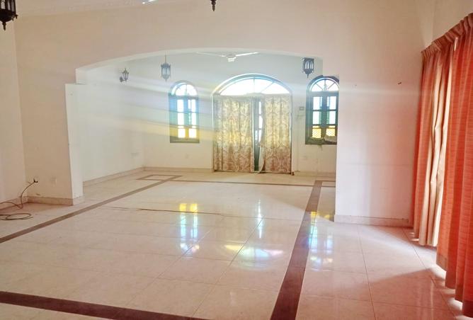 963606 - Property Image 3