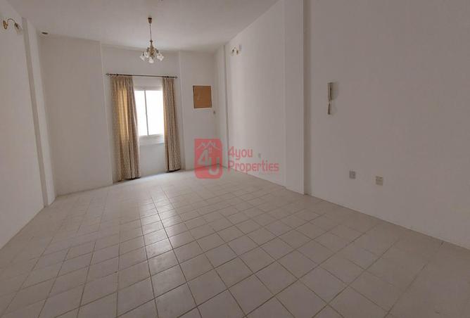 Apartment - 2 Bedrooms - 2 Bathrooms for rent in Hoora - Capital Governorate