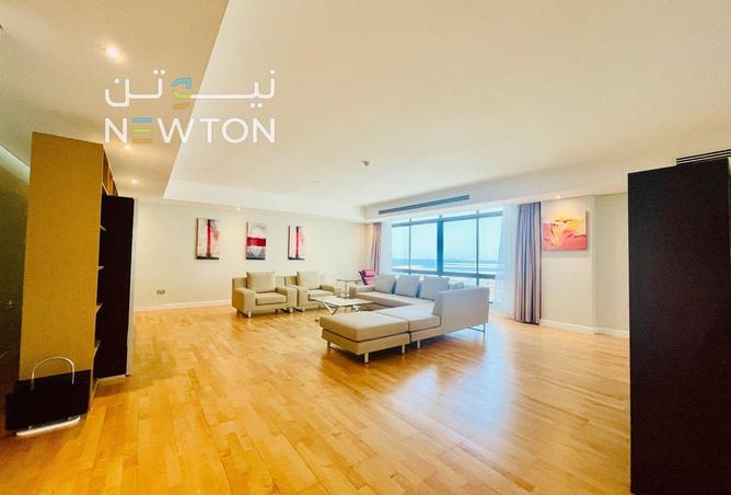 985556 - Property Image 2