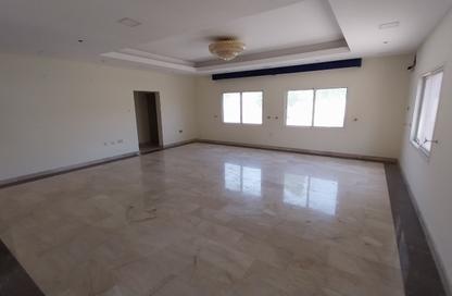Villa - 3 Bedrooms - 4 Bathrooms for rent in Jurdab - Central Governorate