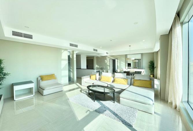 956522 - Property Image 2