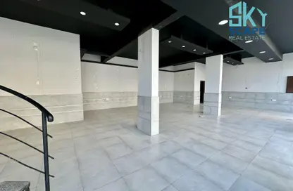 Show Room - Studio - 1 Bathroom for rent in Salmabad - Central Governorate