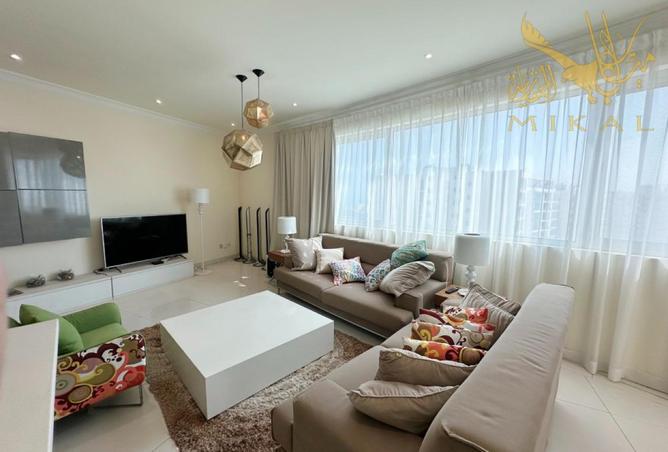 960415 - Property Image 2