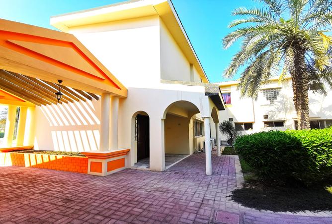 Villa - 2 Bedrooms - 4 Bathrooms for rent in Budaiya - Northern Governorate