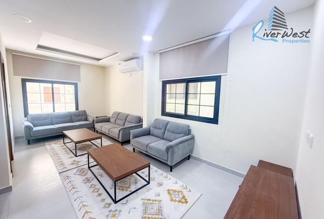 963067 - Property Image 2