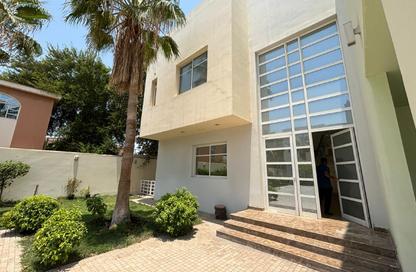Villa - 5 Bedrooms - 7 Bathrooms for rent in Saar - Northern Governorate