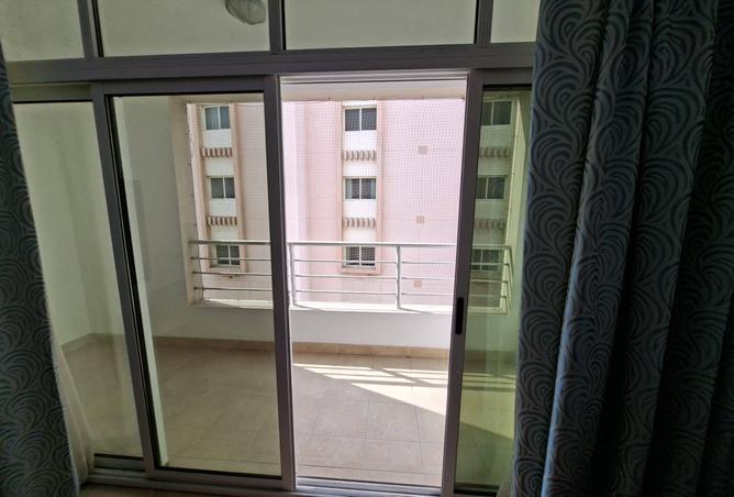 984493 - Property Image 3