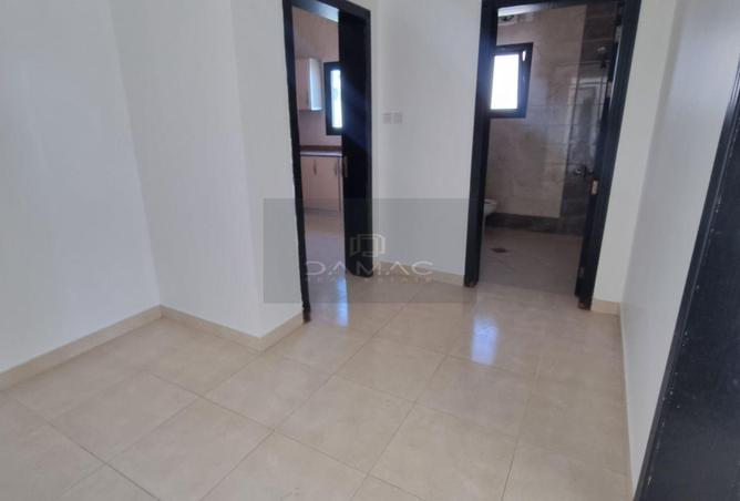 963526 - Property Image 3