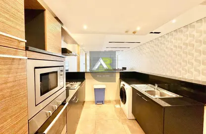 Apartment - 1 Bedroom - 2 Bathrooms for rent in Sanabis - Manama - Capital Governorate