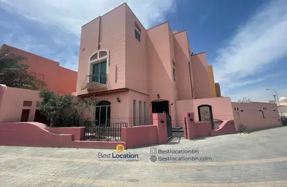 Villa - 4 Bedrooms - 6 Bathrooms for sale in Bu Quwah - Northern Governorate