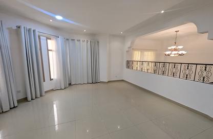 Villa - 4 Bedrooms - 5 Bathrooms for rent in Hamala - Northern Governorate