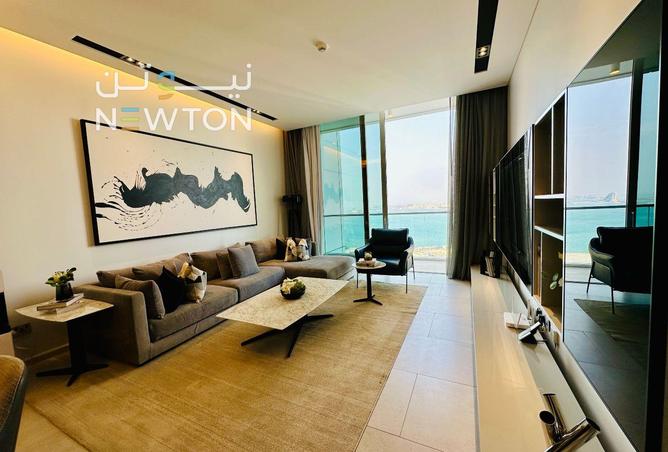 989572 - Property Image 2