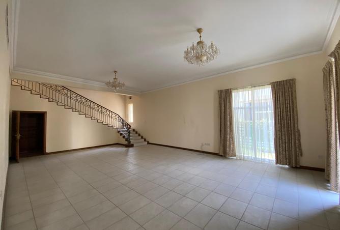 972226 - Property Image 3