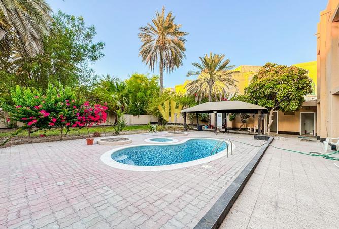 967730 - Property Main Image