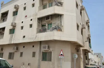 Apartment - 2 Bedrooms - 2 Bathrooms for rent in Riffa - Southern Governorate