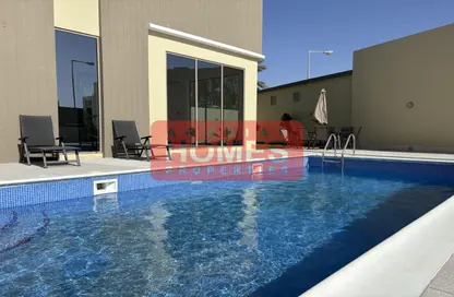 مجمع سكني - 4 غرف نوم - 5 حمامات للايجار في الجنبية - المحافظة الشمالية