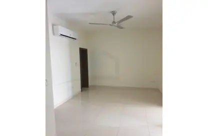 Apartment - 2 Bedrooms - 1 Bathroom for rent in West Riffa - Riffa - Southern Governorate