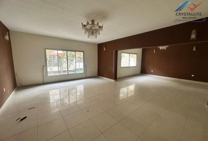 970371 - Property Image 3