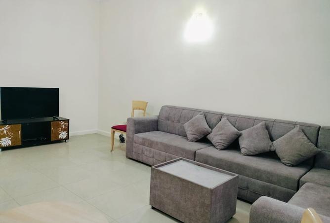 960776 - Property Image 2