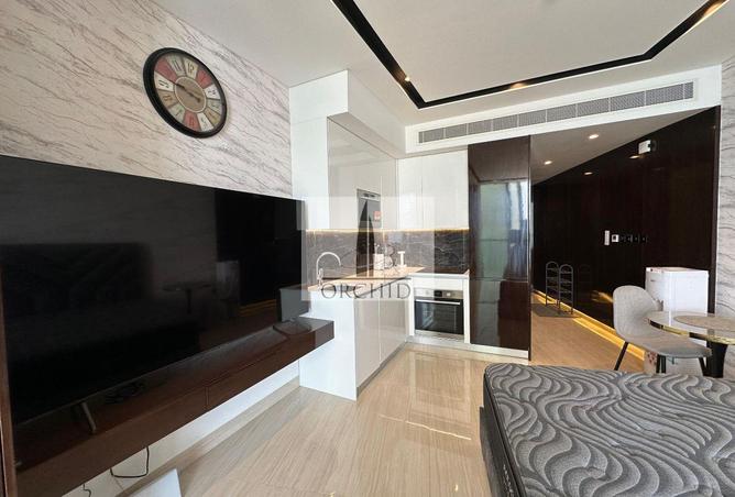 835811 - Property Image 2