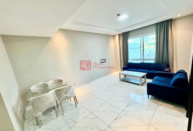 956427 - Property Image 2