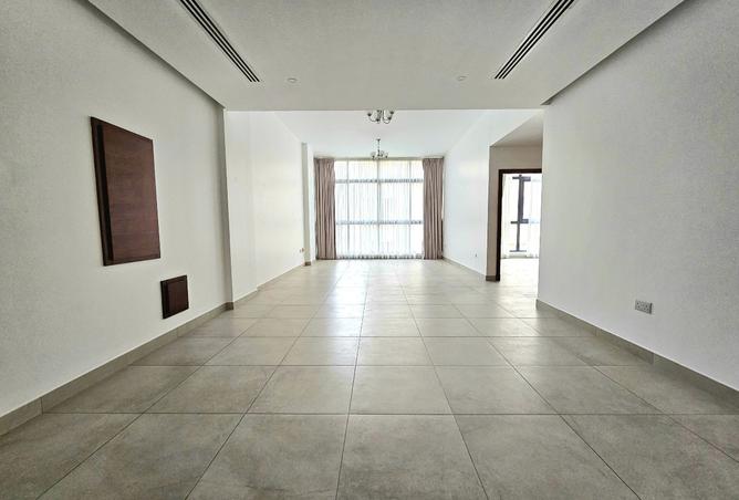 952864 - Property Image 2