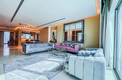 شقة - 3 غرف نوم - 5 حمامات للايجار في جزيرة الريف - محافظة العاصمة