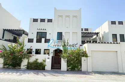 Villa - 4 Bedrooms - 5 Bathrooms for sale in Al Noor - Diyar Al Muharraq - Muharraq Governorate