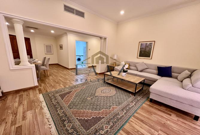 988458 - Property Main Image