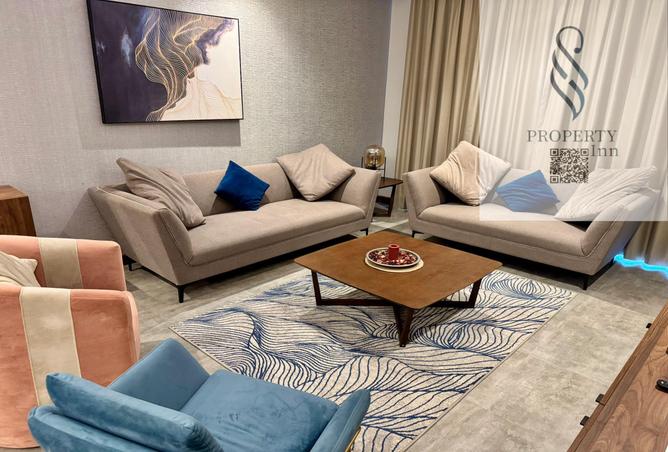 956917 - Property Image 2