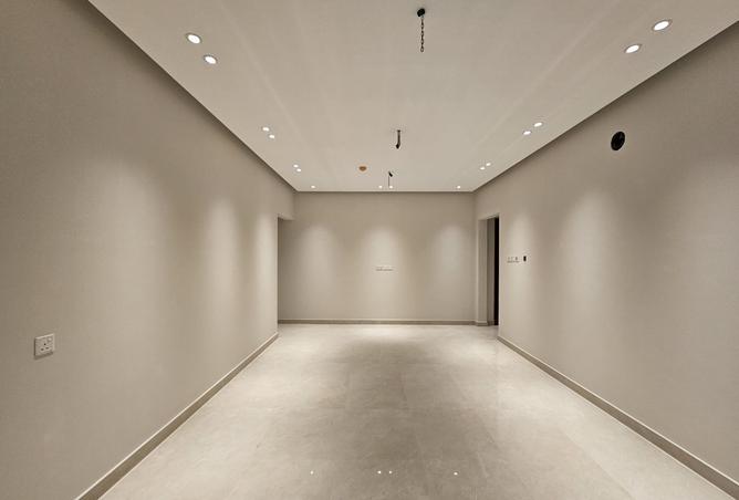 980044 - Property Image 3