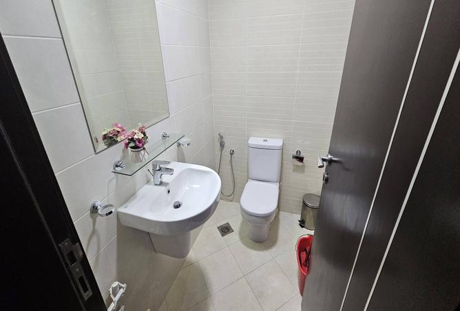 932631 - Property Image 3