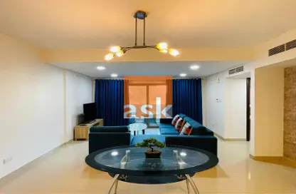 Living Room image for: Apartment - 1 Bedroom - 1 Bathroom for sale in Tala Island - Amwaj Islands - Muharraq Governorate, Image 1