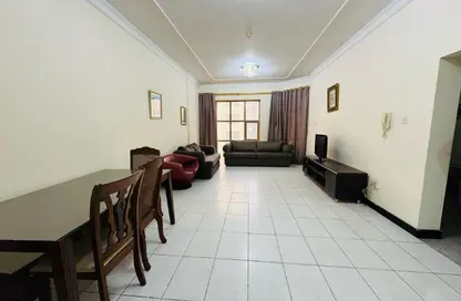 Apartment - 2 Bedrooms - 2 Bathrooms for rent in Al Juffair - Capital Governorate