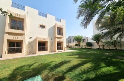 Villa - 4 Bedrooms - 5 Bathrooms for rent in Saar - Northern Governorate