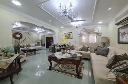 فيلا - 3 غرف نوم - 4 حمامات للبيع في البسيتين - المحرق