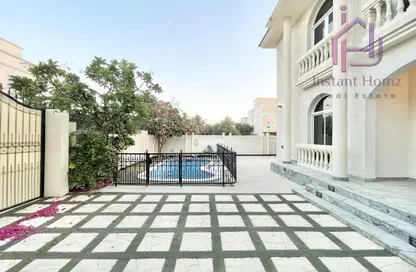 Villa - 5 Bedrooms - 6 Bathrooms for sale in Tubli - Central Governorate